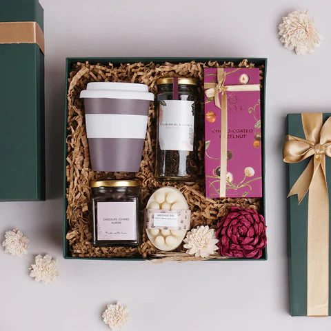 Why Corporate Hampers Are Still the Most Popular Business Gift in Australia